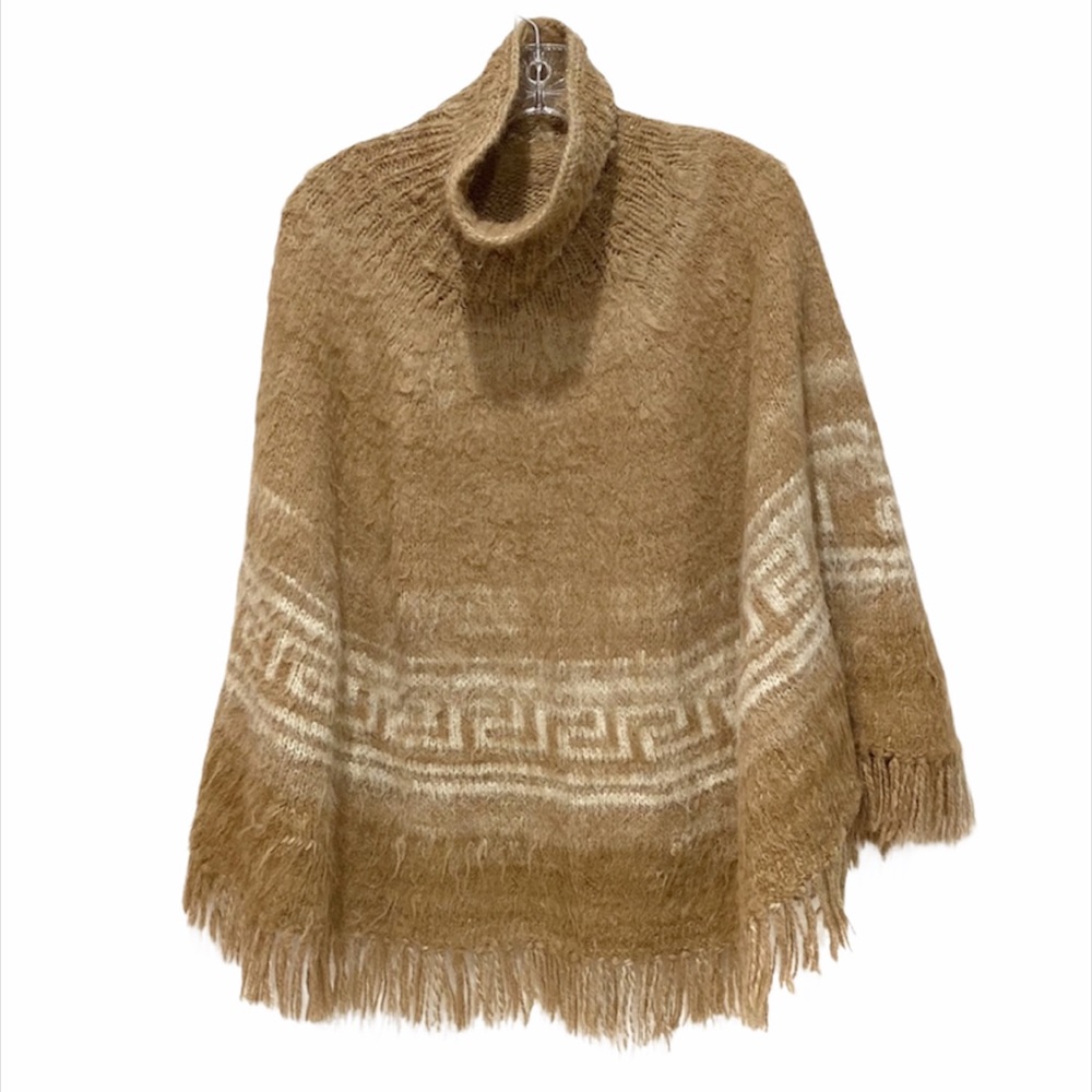 VINTAGE 70’s Camel Tan Mohair Poncho Aztec